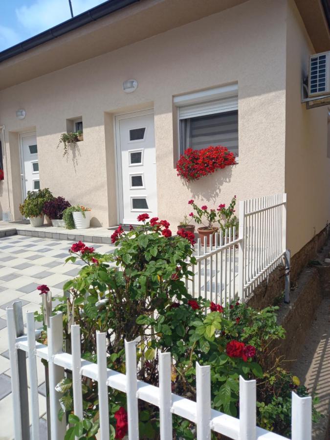 Leda Apartmani Smederevo Exterior foto