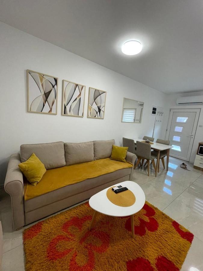 Leda Apartmani Smederevo Exterior foto